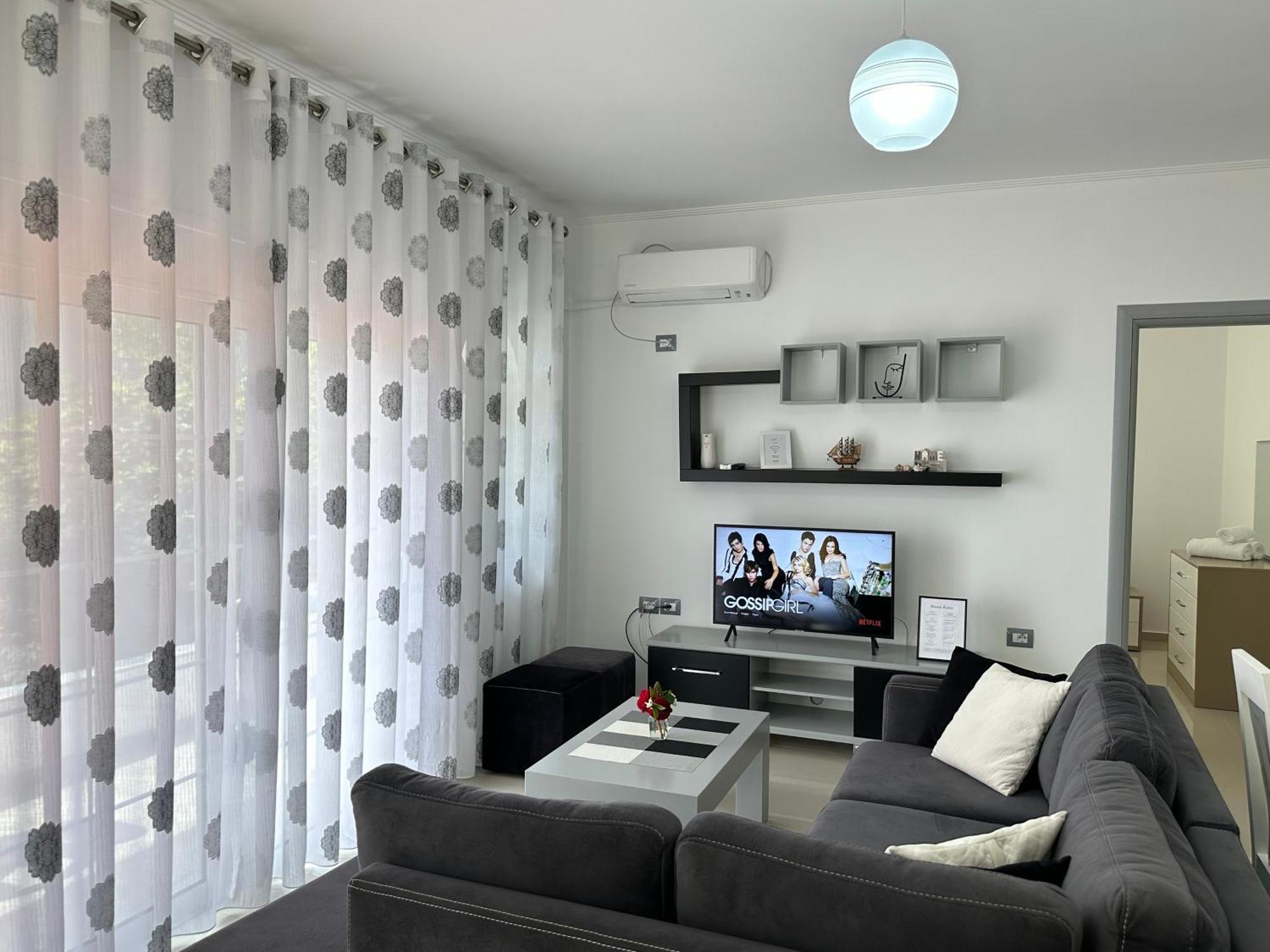 Elisabeth Apartments Sarandë Exterior foto